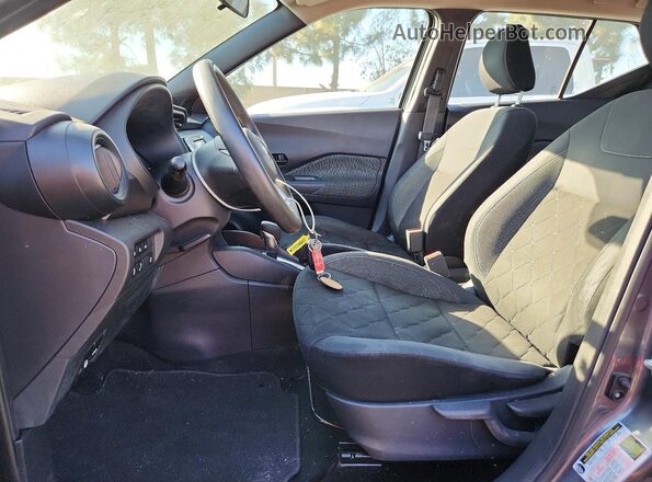 3N1CP5BV9LL517404 2020 NISSAN KICKS Gray Вид салону спереду