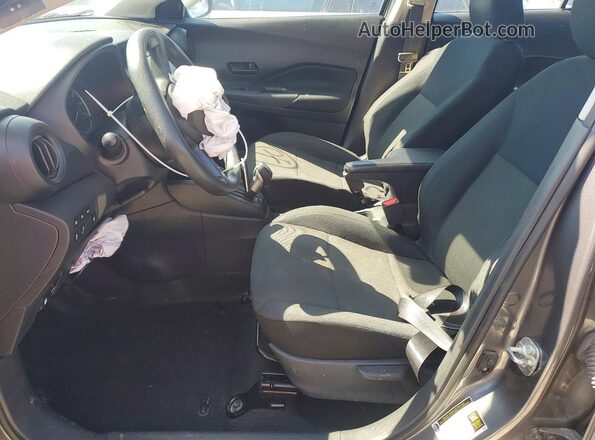 3N1CP5BV9RL566322 2024 NISSAN KICKS Gray Widok wnętrza z przodu
