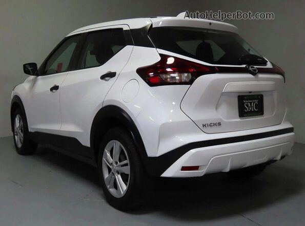 3N1CP5BVXRL533748 2024 NISSAN KICKS White Դիմացի տեսք