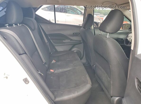 3N1CP5BVXRL535984 2024 NISSAN KICKS White Vista de los asientos traseros