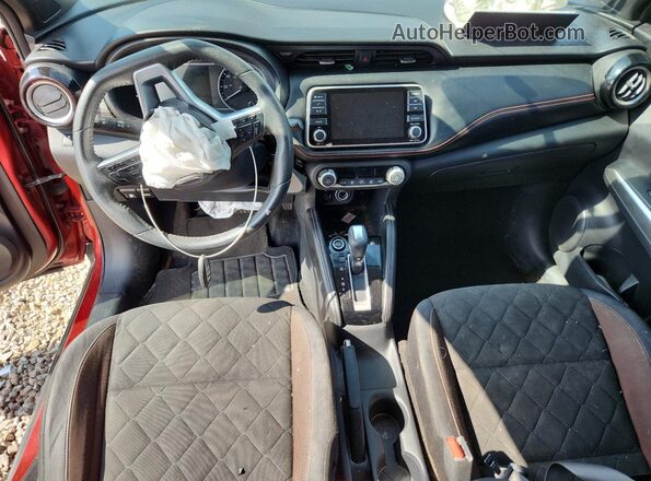 3N1CP5CU0JL514975 2018 NISSAN KICKS Burgundy Vista del salpicadero