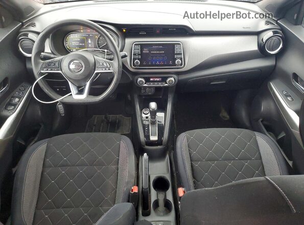 3N1CP5CU0JL517553 2018 NISSAN KICKS Red Vista del salpicadero
