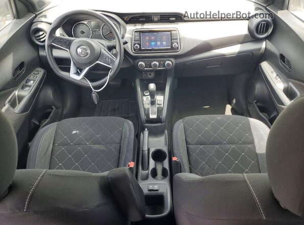 3N1CP5CU0JL530304 2018 NISSAN KICKS White Vista del salpicadero
