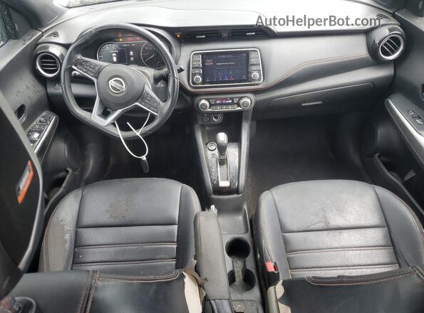 3N1CP5CU0KL485379 2019 NISSAN KICKS Серый Вид панели приборов