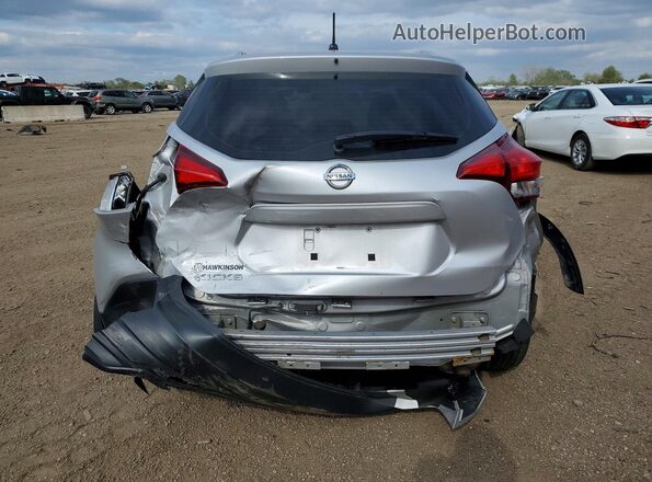 3N1CP5CU0KL534225 2019 NISSAN KICKS Silver Rear view