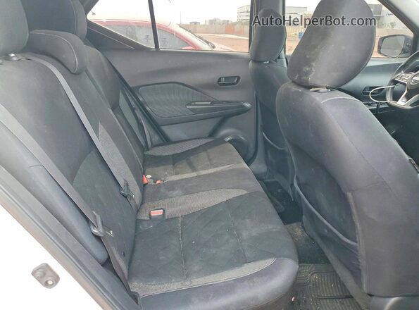3N1CP5CU0KL544799 2019 NISSAN KICKS Silver უკანა სალონის ხედი