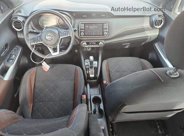 3N1CP5CU0KL561232 2019 NISSAN KICKS Бордовый Вид панели приборов