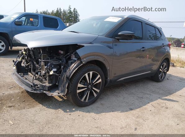 3N1CP5CU1JL511292 2018 NISSAN KICKS Серый Передняя левая четверть