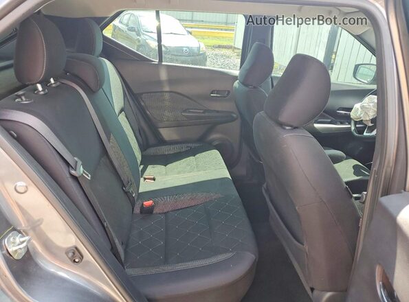 3N1CP5CU1KL508250 2019 NISSAN KICKS Gray Vista de los asientos traseros