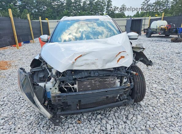3N1CP5CU1KL519264 2019 NISSAN KICKS Серебряный Вид спереди