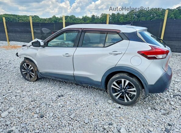 3N1CP5CU1KL519264 2019 NISSAN KICKS Серебряный Задняя левая четверть