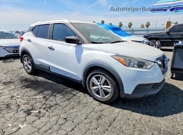 3N1CP5CU2JL523225 2018 NISSAN KICKS White Przód prawy