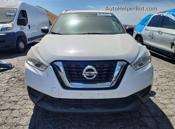 3N1CP5CU2JL523225 2018 NISSAN KICKS White Widok z przodu