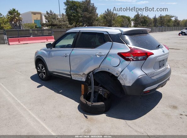 3N1CP5CU2JL542471 2018 NISSAN KICKS Silver უკანა მარცხენა