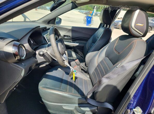 3N1CP5CU2KL528863 2019 NISSAN KICKS Two Tone Вид салону спереду
