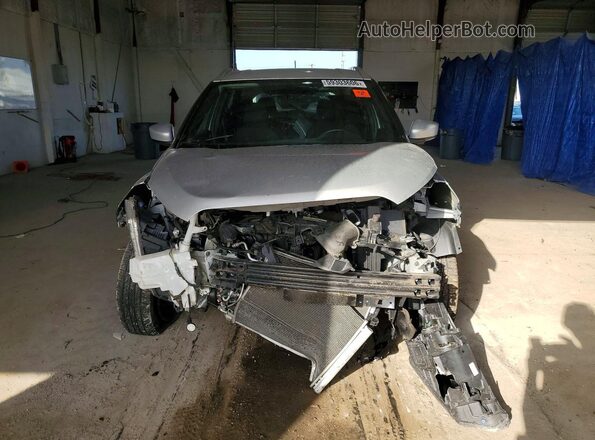 3N1CP5CU2KL569414 2019 NISSAN KICKS Серебряный Вид спереди