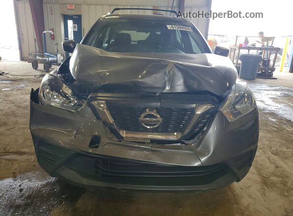 3N1CP5CU3KL498353 2019 NISSAN KICKS Gray Front view