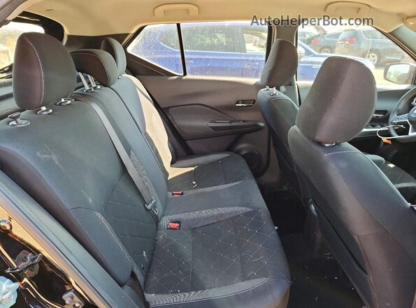 3N1CP5CU4JL517149 2018 NISSAN KICKS Black Вид задньої частини салону