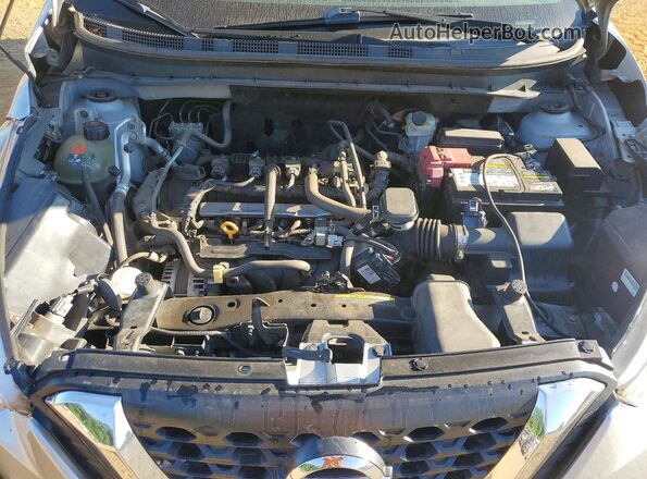 3N1CP5CU4JL531102 2018 NISSAN KICKS Серебряный Вид задней части салона