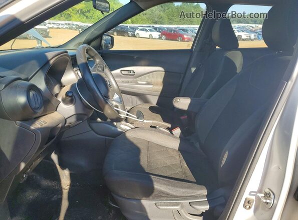 3N1CP5CU4JL531102 2018 NISSAN KICKS Серебряный Вид салона спереди