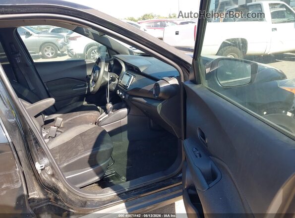 3N1CP5CU4KL518478 2019 NISSAN KICKS Черный Вид салона спереди
