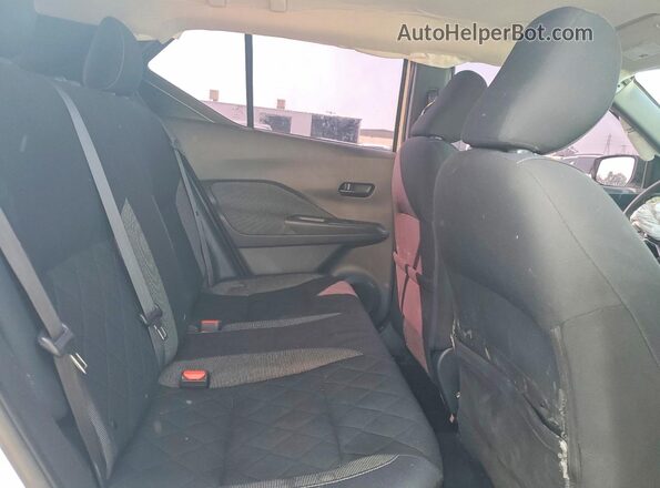 3N1CP5CU4KL560715 2019 NISSAN KICKS White Vista de los asientos traseros