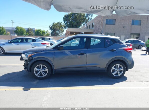 3N1CP5CU5JL501123 2018 NISSAN KICKS Gray 