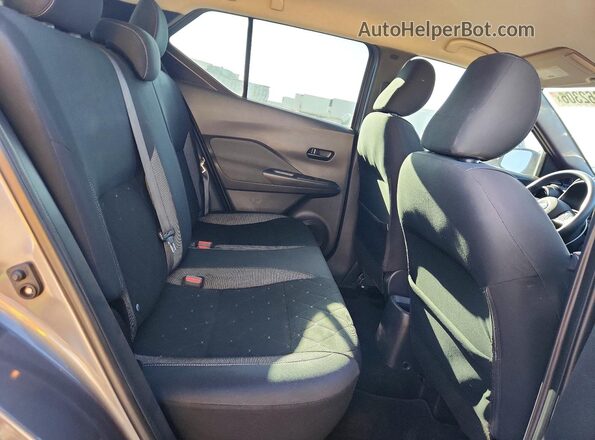 3N1CP5CU5KL556883 2019 NISSAN KICKS Угольный Вид задней части салона