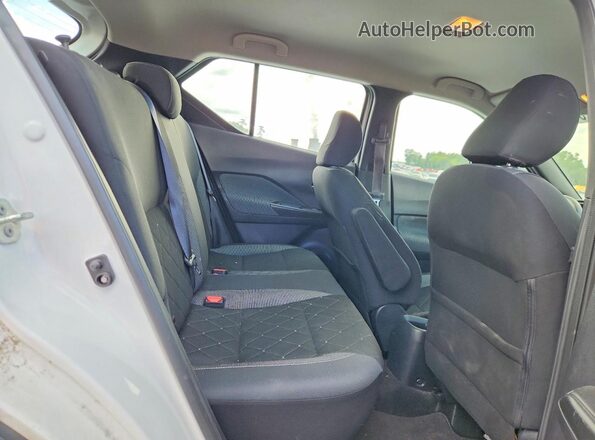 3N1CP5CU6KL500581 2019 NISSAN KICKS White Widok tylnych siedzeń