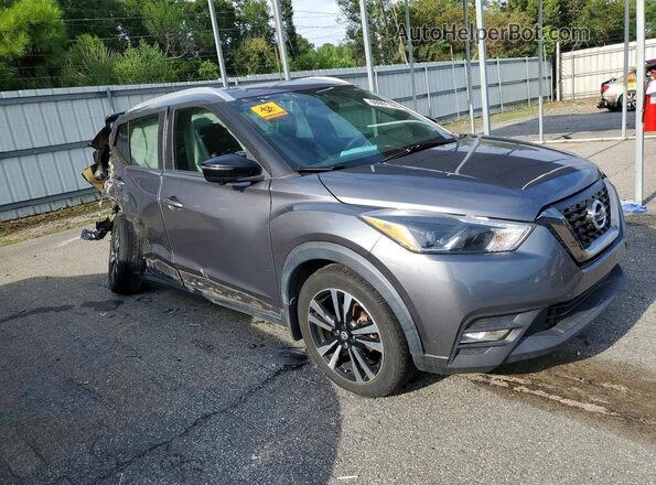 3N1CP5CU6KL519129 2019 NISSAN KICKS Gray Przód prawy