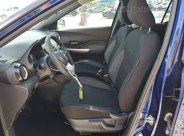 3N1CP5CU6KL519504 2019 NISSAN KICKS Blue Вид салону спереду