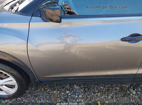 3N1CP5CU7JL515749 2018 NISSAN KICKS Gray Front view
