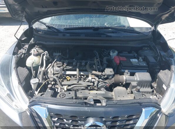 3N1CP5CU7JL515749 2018 NISSAN KICKS Gray Rear view