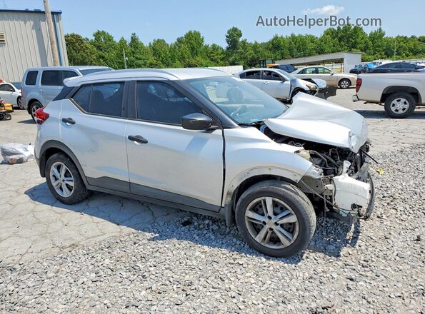 3N1CP5CU7JL530929 2018 NISSAN KICKS Silver Передня права чверть