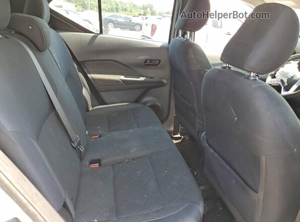 3N1CP5CU7JL530929 2018 NISSAN KICKS Silver Вид задніх сидінь