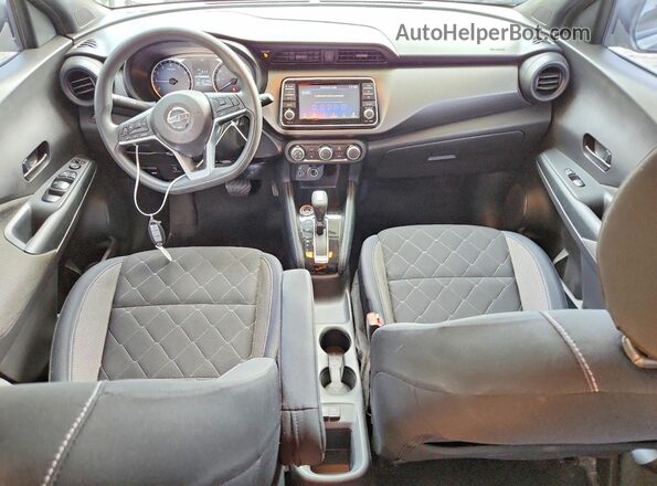 3N1CP5CU7JL537184 2018 NISSAN KICKS Charcoal წინა პანელის ხედი