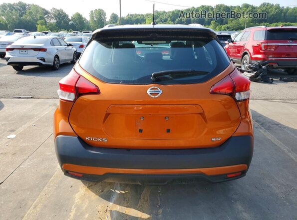 3N1CP5CU7KL518183 2019 NISSAN KICKS Orange Rear view