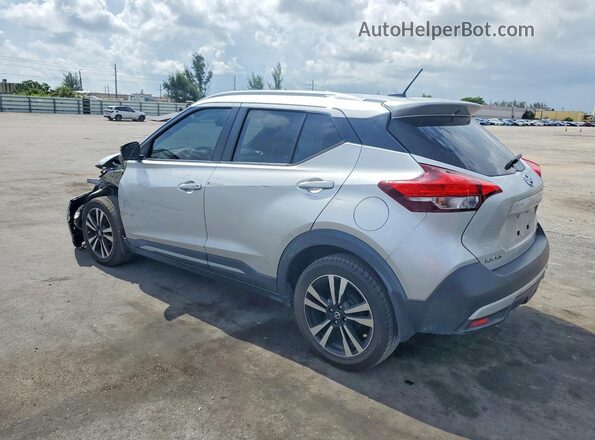 3N1CP5CU7KL527871 2019 NISSAN KICKS Серебряный Задняя левая четверть