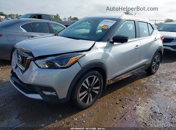 3N1CP5CU7KL568064 2019 NISSAN KICKS Silver Front left