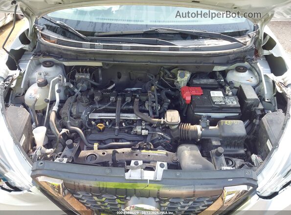 3N1CP5CU7KL568064 2019 NISSAN KICKS Silver Rear view
