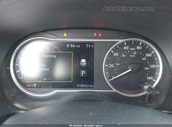 3N1CP5CU7KL568064 2019 NISSAN KICKS Silver Rear seats view
