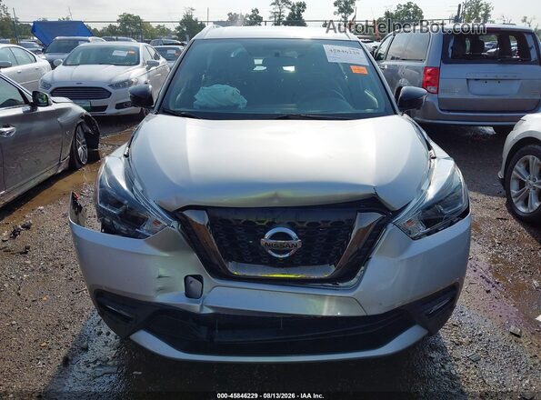 3N1CP5CU7KL568064 2019 NISSAN KICKS Silver Instrument cluster view