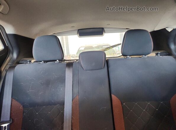3N1CP5CU8JL502637 2018 NISSAN KICKS White უკანა სავარძლების ხედი