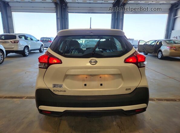 3N1CP5CU8JL502637 2018 NISSAN KICKS White უკანა ხედი