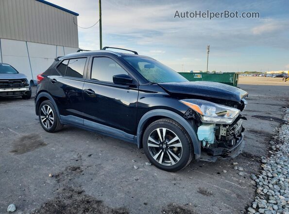 3N1CP5CU8JL522290 2018 NISSAN KICKS Черный Передняя правая четверть