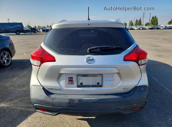 3N1CP5CU8KL519620 2019 NISSAN KICKS Silver უკანა ხედი