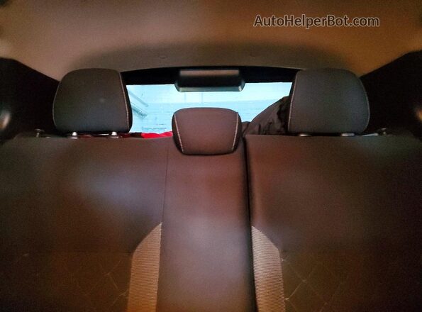 3N1CP5CU8KL551547 2019 NISSAN KICKS Черный Вид задних сидений