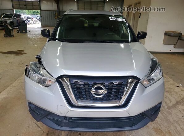 3N1CP5CU8KL560202 2019 NISSAN KICKS Silver Вид спереду