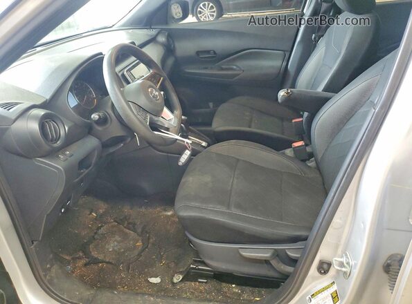 3N1CP5CU8KL560202 2019 NISSAN KICKS Silver Вид салону спереду