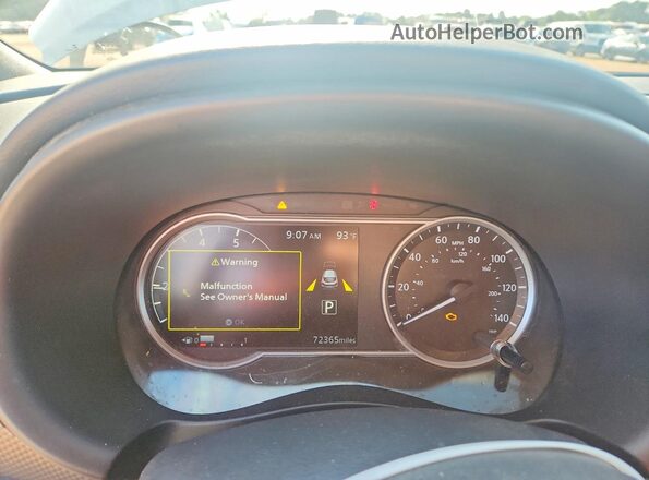 3N1CP5CU9JL514280 2018 NISSAN KICKS Белый Вид щитка приборов